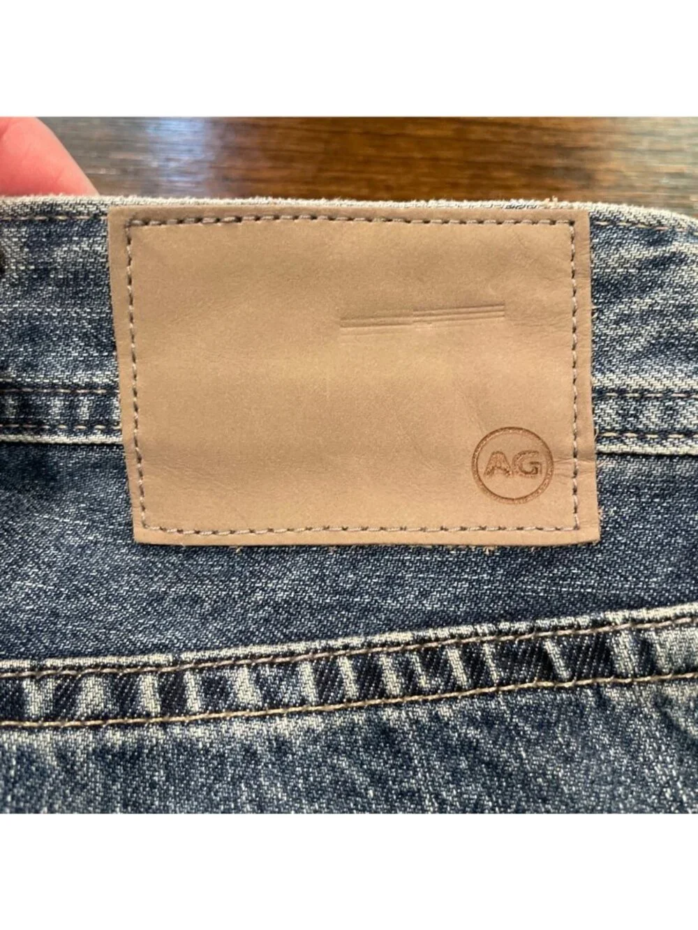 AG Matchbox Slim Straight Jean 32x33 Medium Wash Distressed Stretch AG-Ed Denim